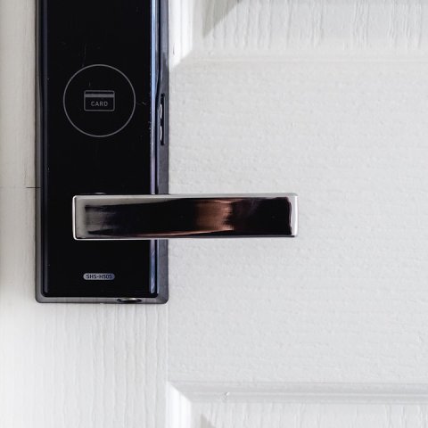 Zdjęcie: System alarmowy w Home Assistant: czujniki, kod PIN i powiadomienia bez abonamentu