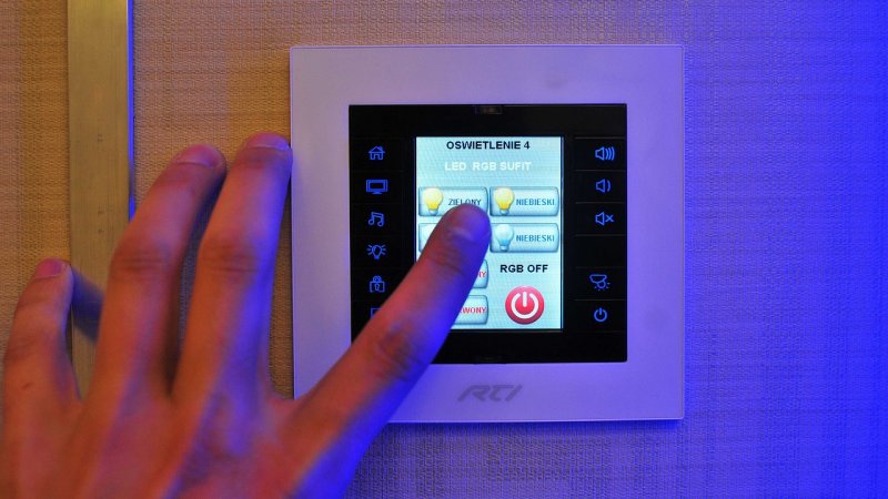 Zdjęcie: Wyświetlacz Nextion z ESPHome w Home Assistant: panel ścienny
